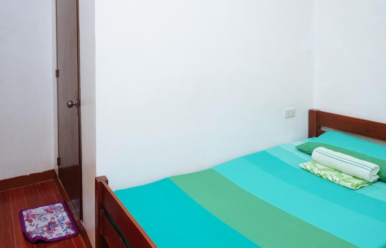 C Star Travellers Inn 오슬롭 외부 사진