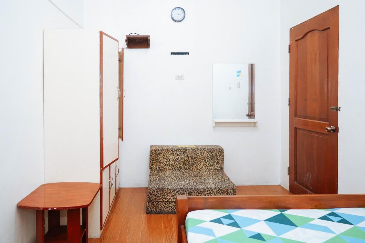 C Star Travellers Inn 오슬롭 외부 사진